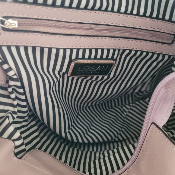 Urban Expressions "Olivia" lilac hobo bag, NWT - Picture 4 of 5